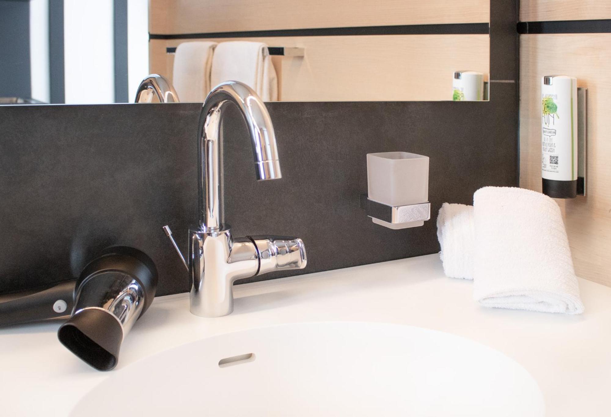 Slue Hotel By Wmm Hotels Schlüchtern Eksteriør bilde